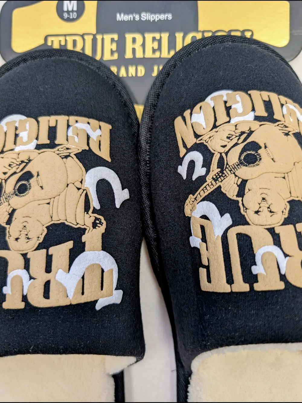 True Religion Men's Black Logo Slippers White Plush Lining NWT Size 9-10